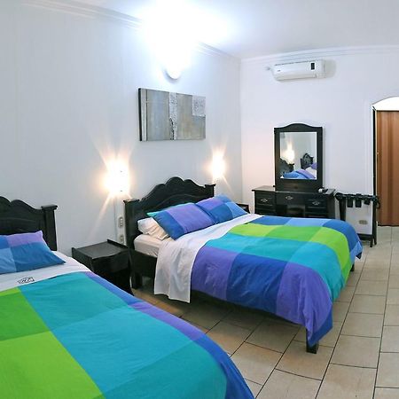 Hotel Eskalima Alajuela Dış mekan fotoğraf