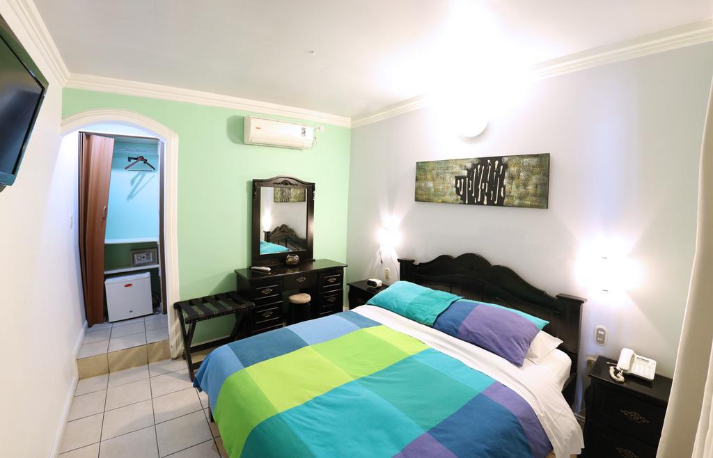 Hotel Eskalima Alajuela Dış mekan fotoğraf