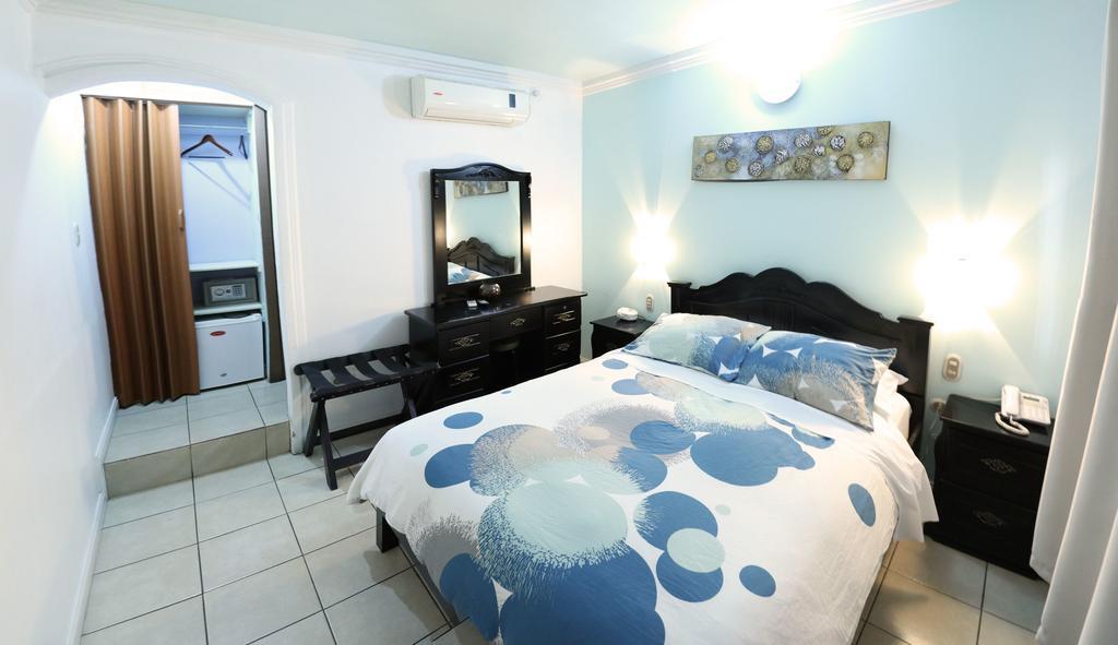Hotel Eskalima Alajuela Dış mekan fotoğraf