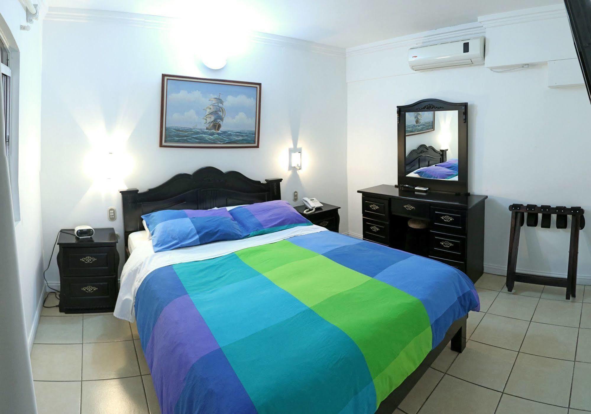 Hotel Eskalima Alajuela Dış mekan fotoğraf
