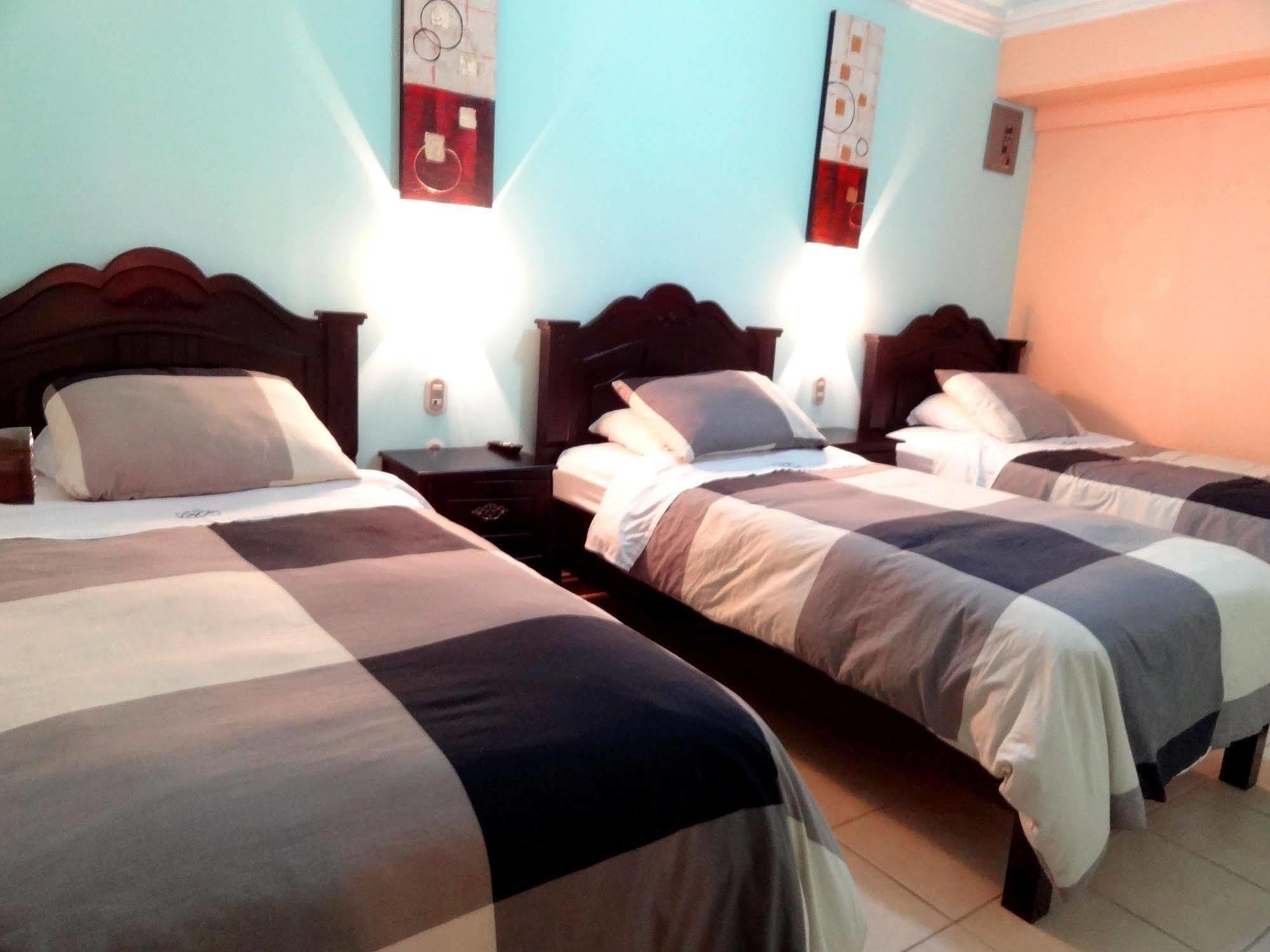 Hotel Eskalima Alajuela Dış mekan fotoğraf